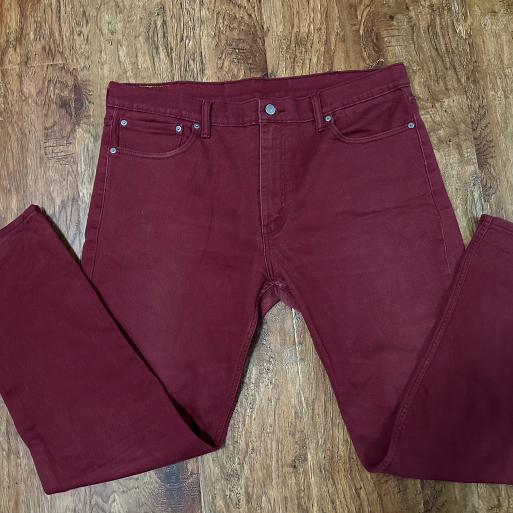 Red Levi pants 40x32